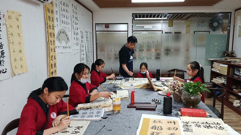 研究生培训教材内容分类解析**