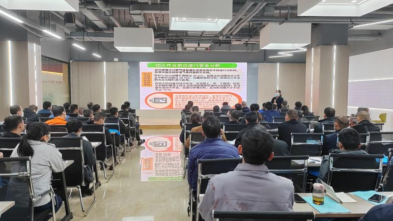 教师资格证笔试面试大揭秘：区别与备考策略