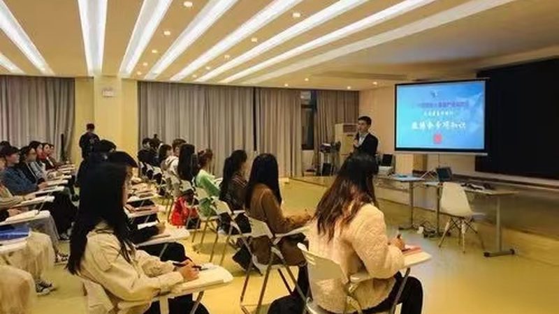 考公通过率：一场关于信任与数据的较量